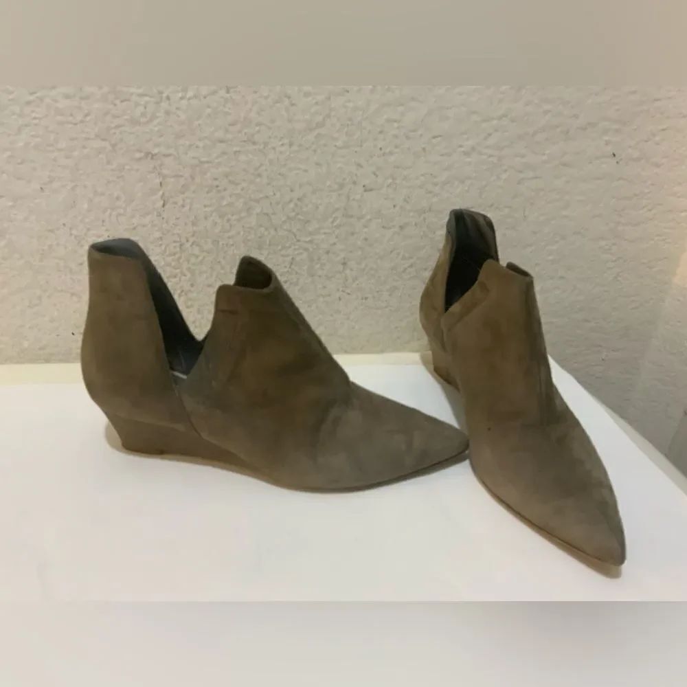 Viajiyu Booties Kenzie Taupe Wedge suede Leather Women's Size 36.5